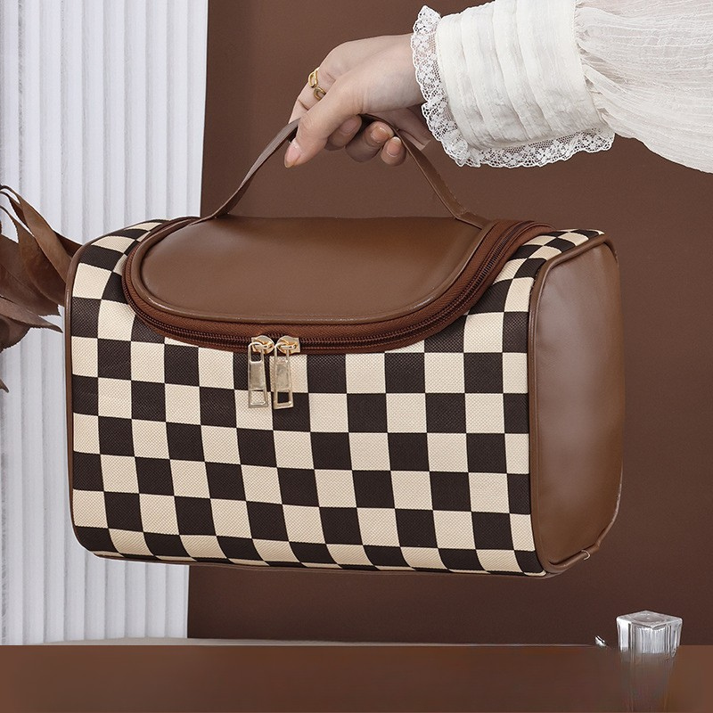 ELOAL Stylish Portable Cosmetic Bag for Glamorous Travel