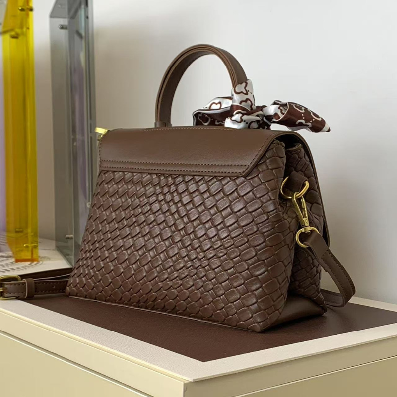 ELOAL Stylish Small Square Commuting Shoulder Bag