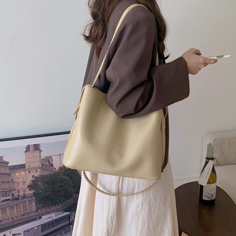 ELOAL Stylish Women's Retro Shoulder Bag for Fashionable Looks