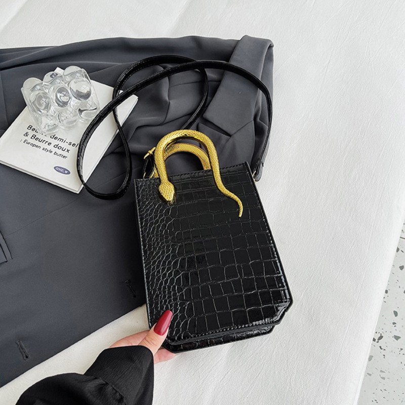 ELOAL Elegant Crocodile Pattern Handbag - Stylish and Trending Accessory