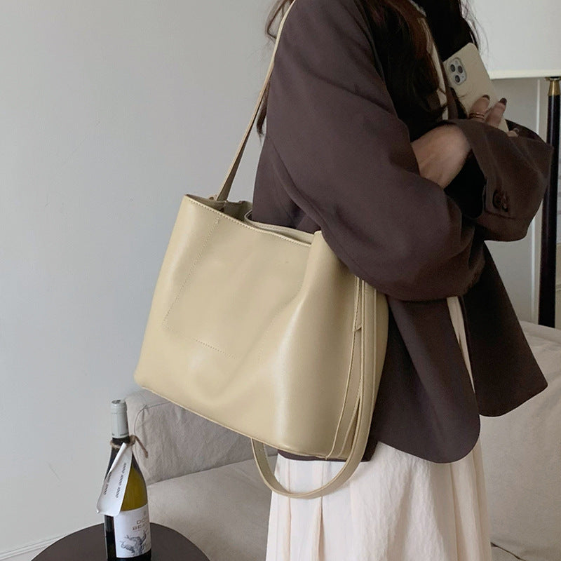 ELOAL Stylish Women's Retro Shoulder Bag for Fashionable Looks